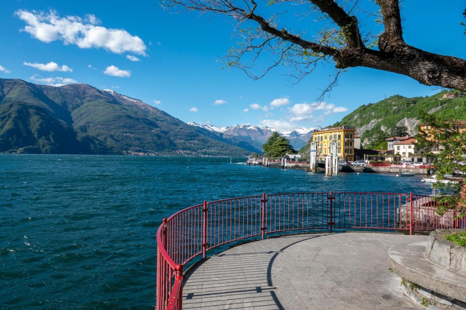 Casa In Riva Al Lago Varenna Eksteriør billede