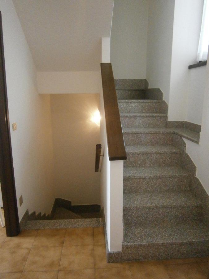 Casa In Riva Al Lago Varenna Eksteriør billede