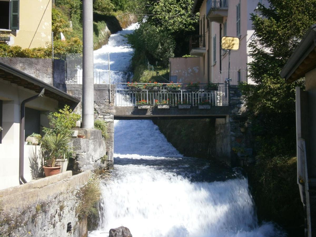 Casa In Riva Al Lago Varenna Eksteriør billede